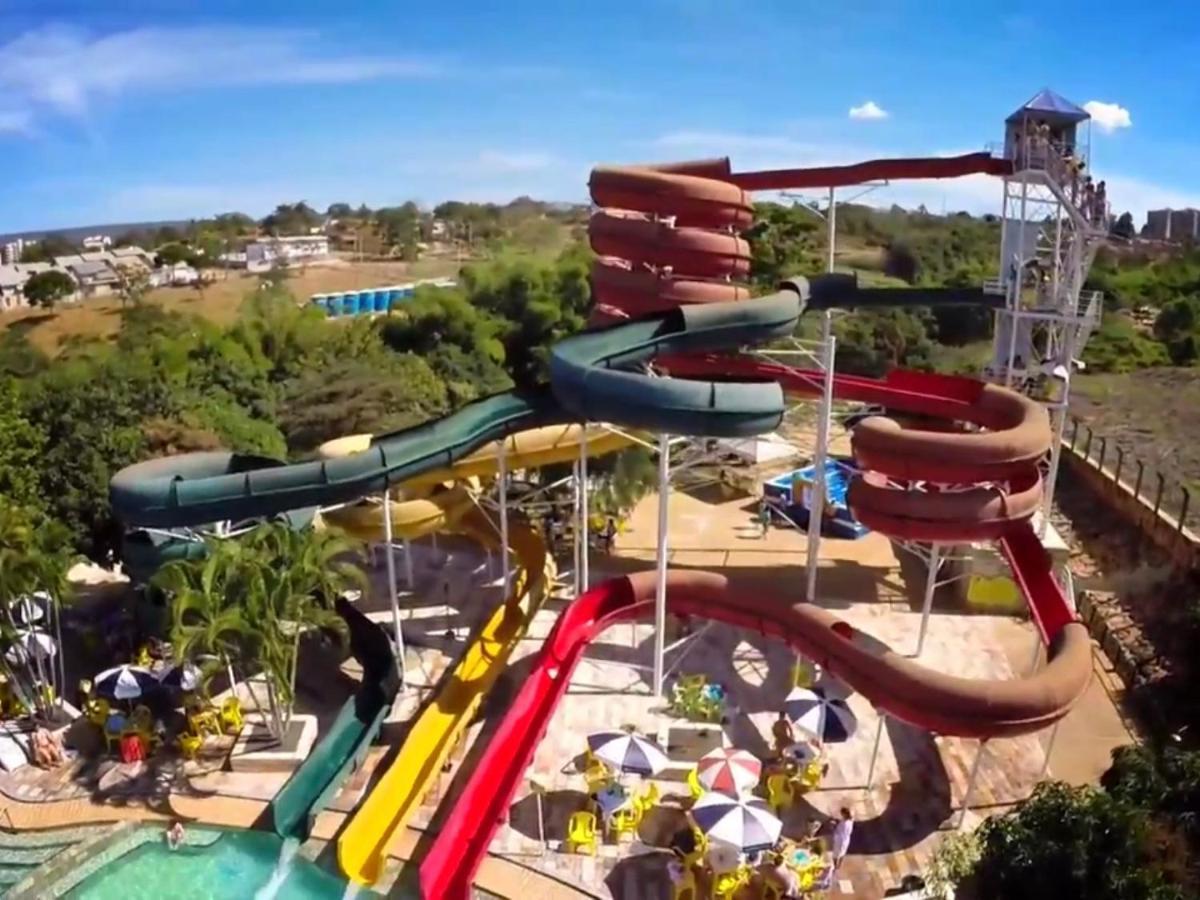 Hotel Piazza Di Roma 915 Com Parque Aquatico